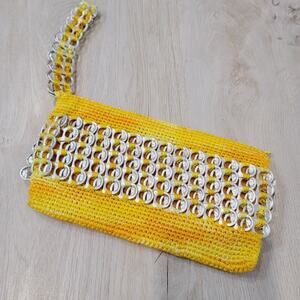 Handmade New Soda Pop Top Yellow & Silver Wristlet Bag Zippered & Lined